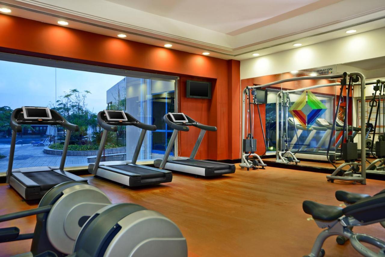 梦境赫尔南国际酒店 6th of October City 外观 照片 A gym at a hotel